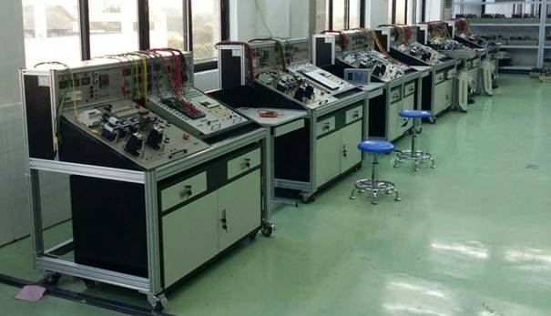 ZY-01C/A高性能初、中、高級維修電工技能綜合實(shí)訓(xùn)考核裝置